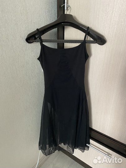 Гимнастический купальник с юбкой