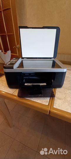 Продаю принтер нр F4180