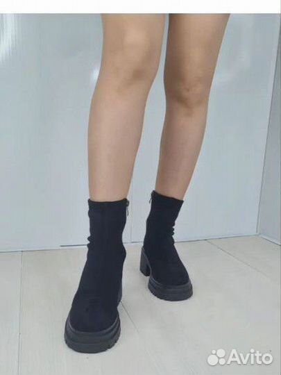 Полусапожки женские зимние 36