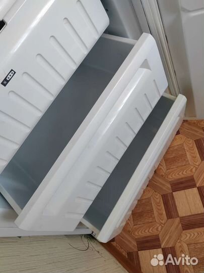 Морозильная камера indesit