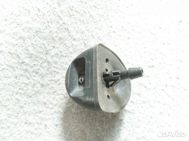 Форсунка стеклоомывателя задняя Chevrolet Niva 1.7