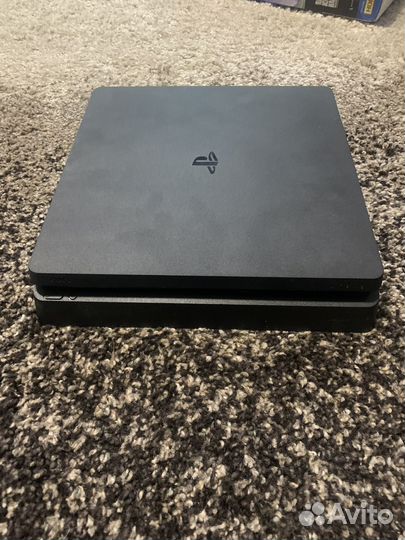 Sony playstation 4 slim