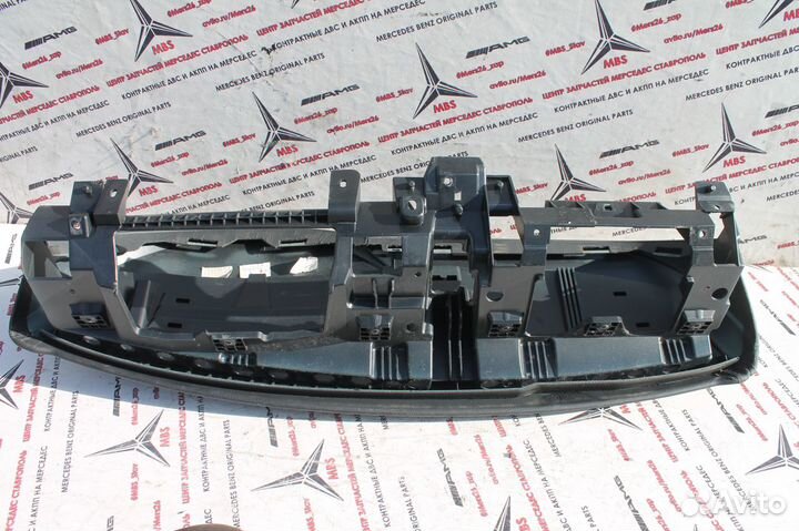 Накладка торпедо верхняя кожа w221 Mercedes