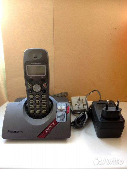 Цифровой беспроводный телефон Panasonic