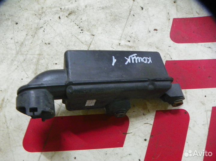 Резонатор воздушного фильтра Nissan Qashqai