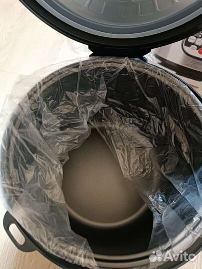 Мультиварка новая