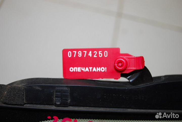 Стекло двери заднее левое Volvo V60 cross country