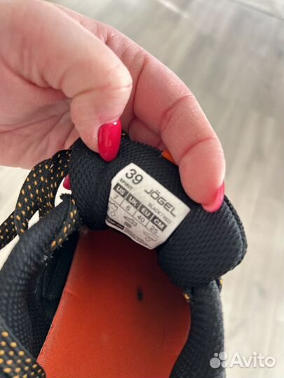 Кроссовки гандбол футбол 39