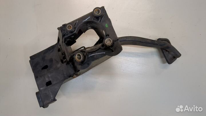 Педаль тормоза Ford Mustang, 2013