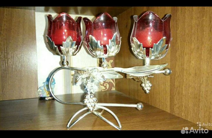 Подсвечник и свеча