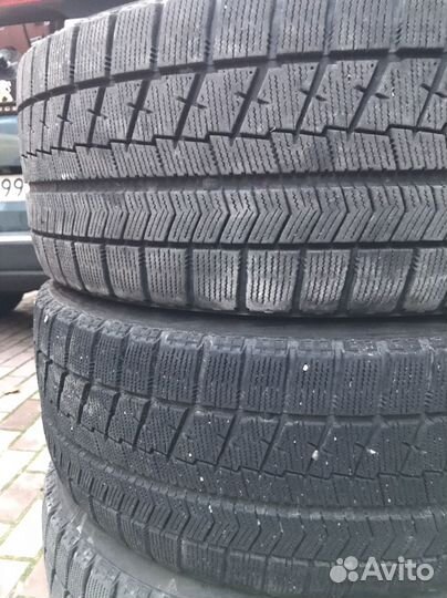 Bridgestone Blizzak TM-02 225/45 R17