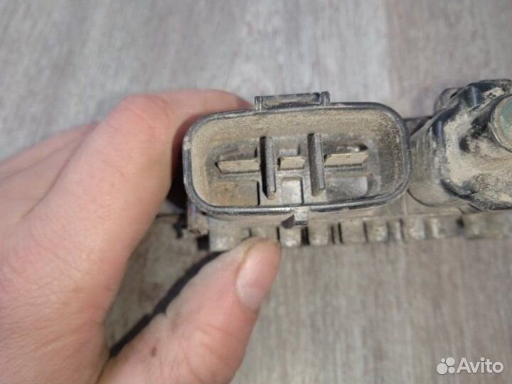 Блок управления вентилятором Mitsubishi Lancer 9