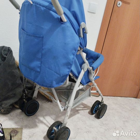 Прогулочная коляска трость