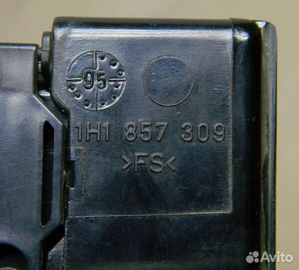 Пепельница передняя VW Golf 3