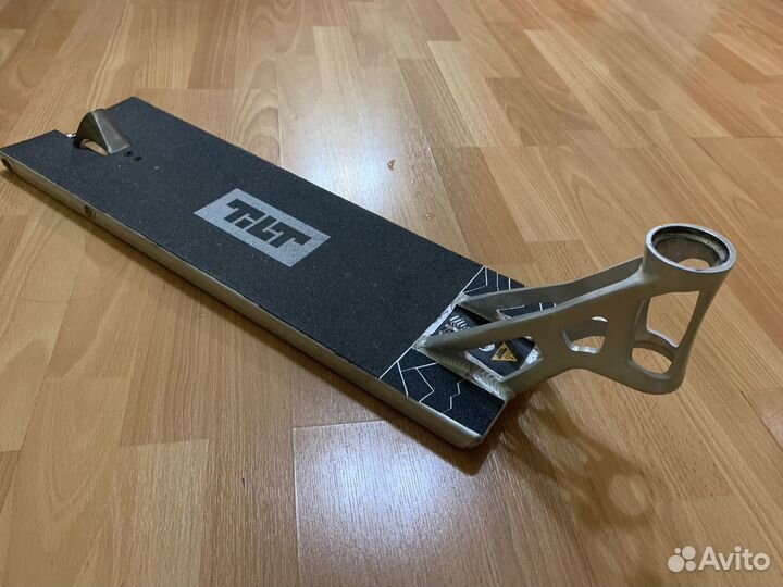 Дека на самокат tech team bizon 7x23