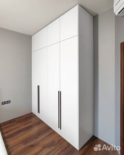 Стенка в гостиную