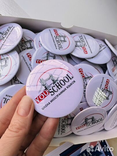 Значки на заказ