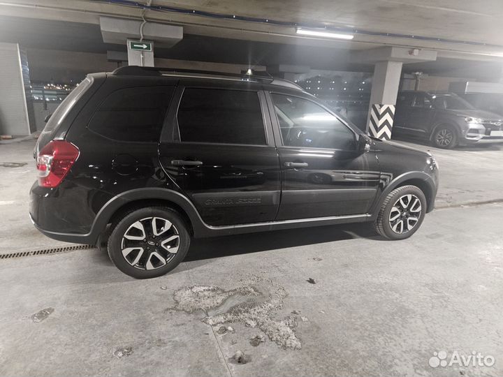 ВАЗ Granta Cross 1.6 МТ, 2023, 5 450 км