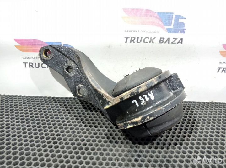 Подушка двигателя передняя правая Renault Premium