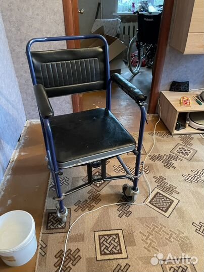 Санитарный стул