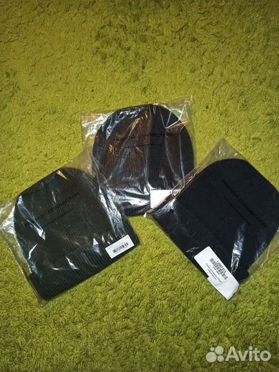 Шапка fcuk (French Connection)