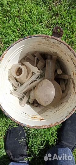 Химические колбы и пробирки