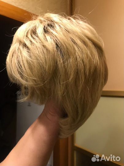 Парик женский