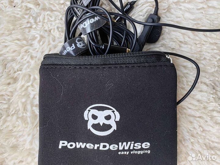 Петличный микрофон