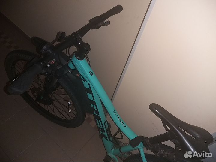 Горный велосипед Trek Marlin 6 Wsd 27,5 рама 15,5