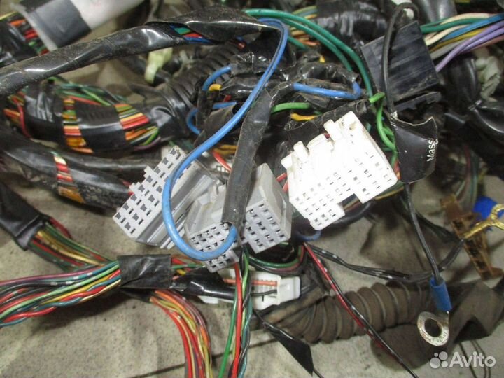 Проводка (коса) Nissan Almera (N16)