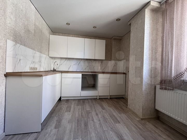 2-к. квартира, 47 м², 2/14 эт.