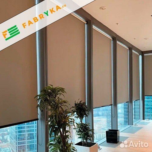 Рулонные шторы в офис