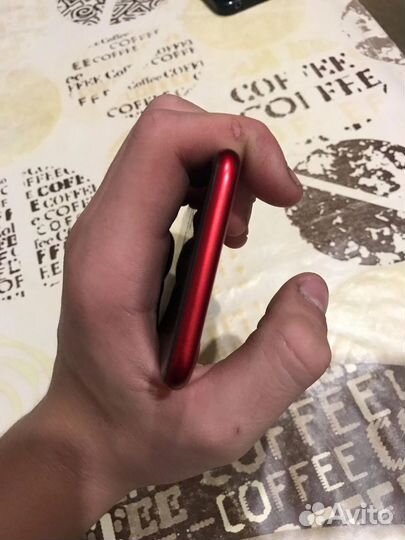 iPhone 8, 64 ГБ