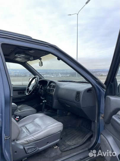Nissan Pathfinder 3.3 AT, 1998, 180 000 км