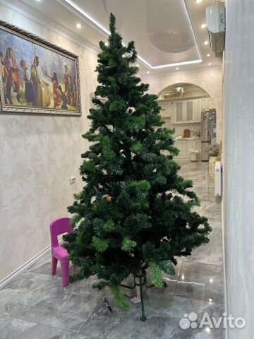 Елка искустаенная