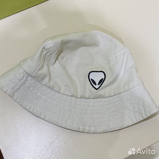 Панама белая