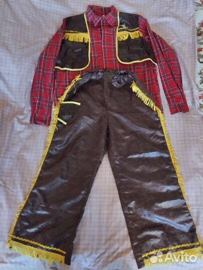 Новогодний костюм ковбоя