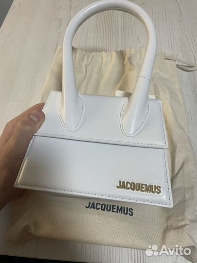 Женская сумка Jacquemus 213BA002