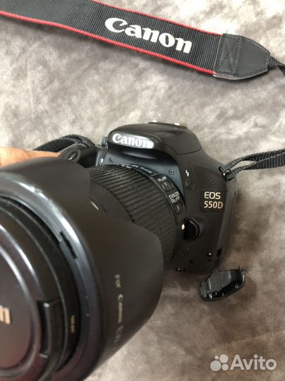 Зеркальный фотоаппарат canon 550d