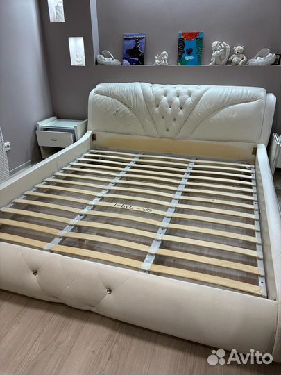 Кровать двухспальная 180 на 200 бу