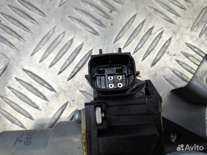 Стеклоподъемник электр. передний левый Nissan Juke