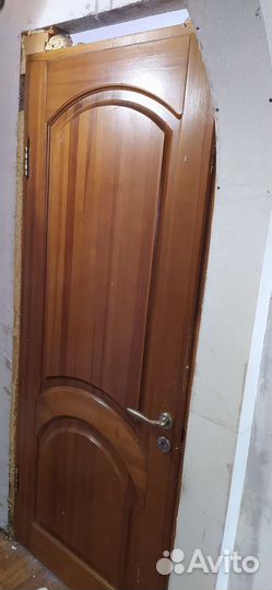Двери межкомнатные из деревянные бу