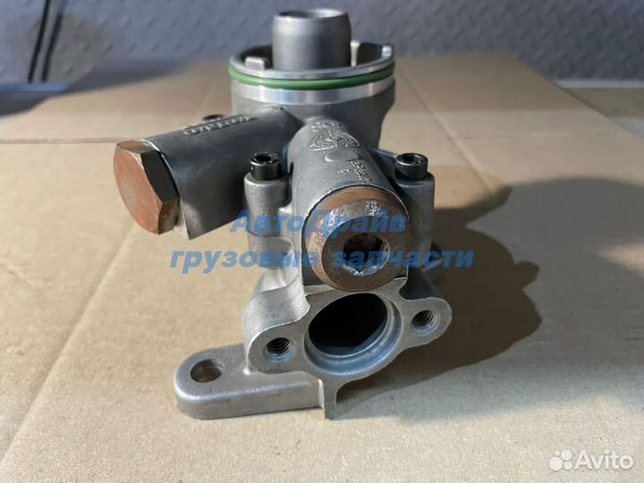 Насос масляный кпп Вольво Фм9 1521900