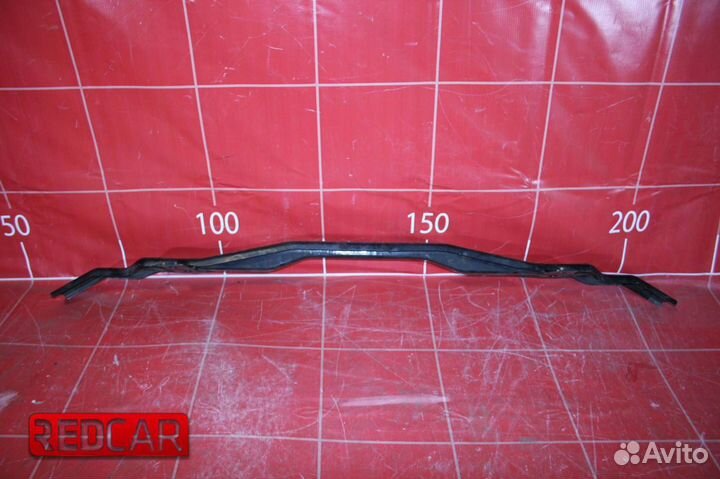 Усилитель переднего бампера Jeep Grand Cherokee WK