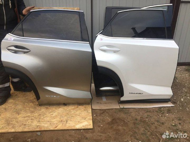 Дверь задняя правая Лексус нх 200 300