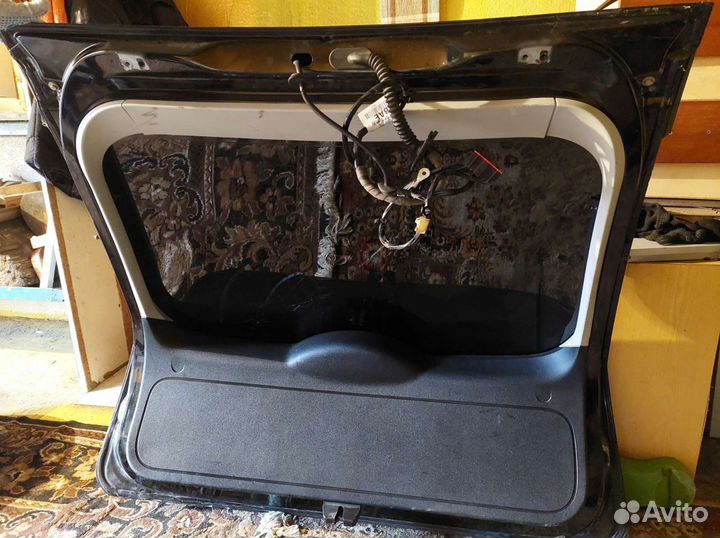 Крышка багажника Ford Focus 2 хэтчбек