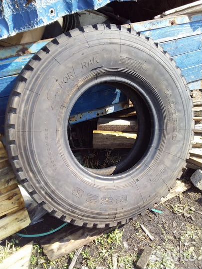 Sportrak BS28 11/10 R20 и 11/10 R20 152K