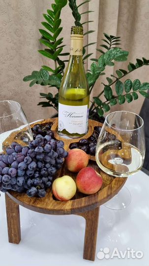 Винный столик