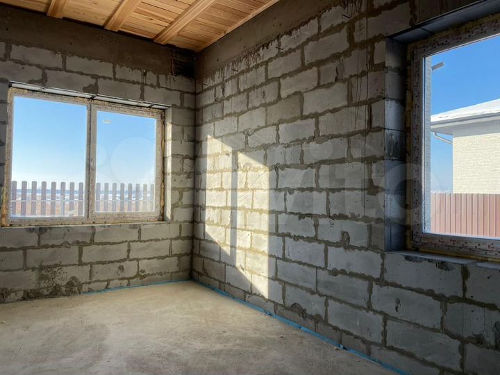 Коттедж 182,3 м² на участке 6 сот.