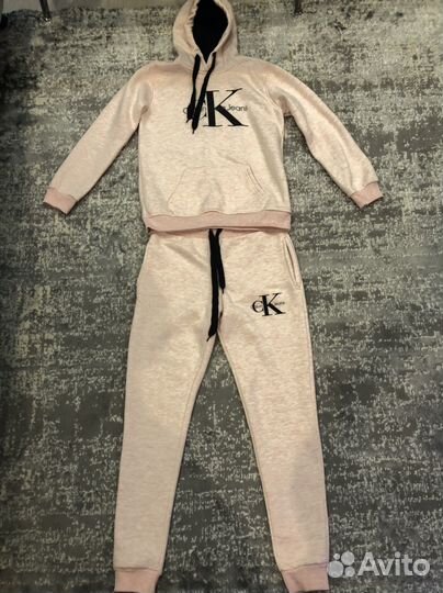 Спортивный костюм женский Calvin Klein